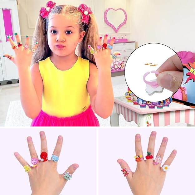 Cartoon Rings With Light